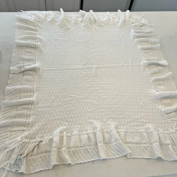 White Knitted Baby Blanket - Picture 3 of 5